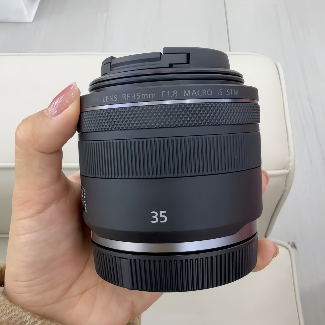 New Original Full Frame Large  - đánh giá và giá Canon Camera Eos R50